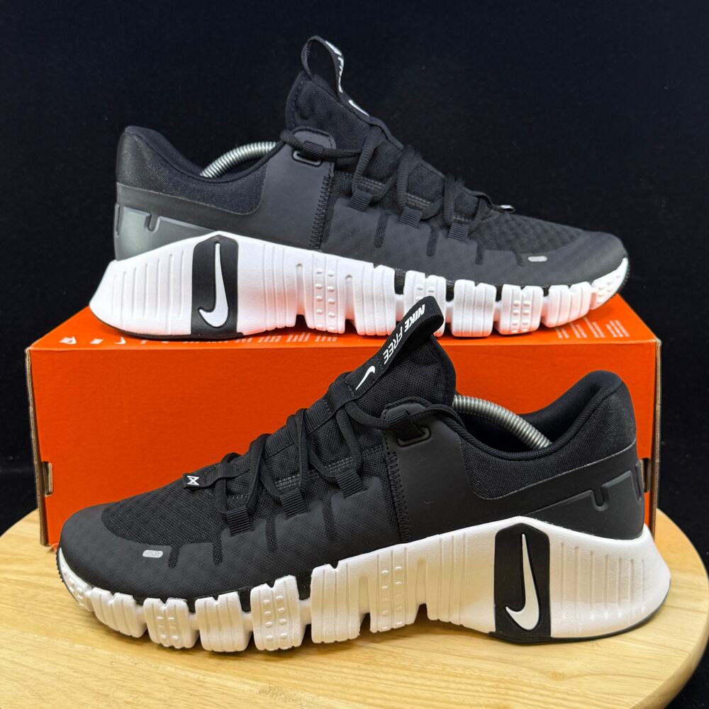 Nike Free Metcon 5 Black White Workout Shoes DV3949-001 Men’s Size 10.5 NEW